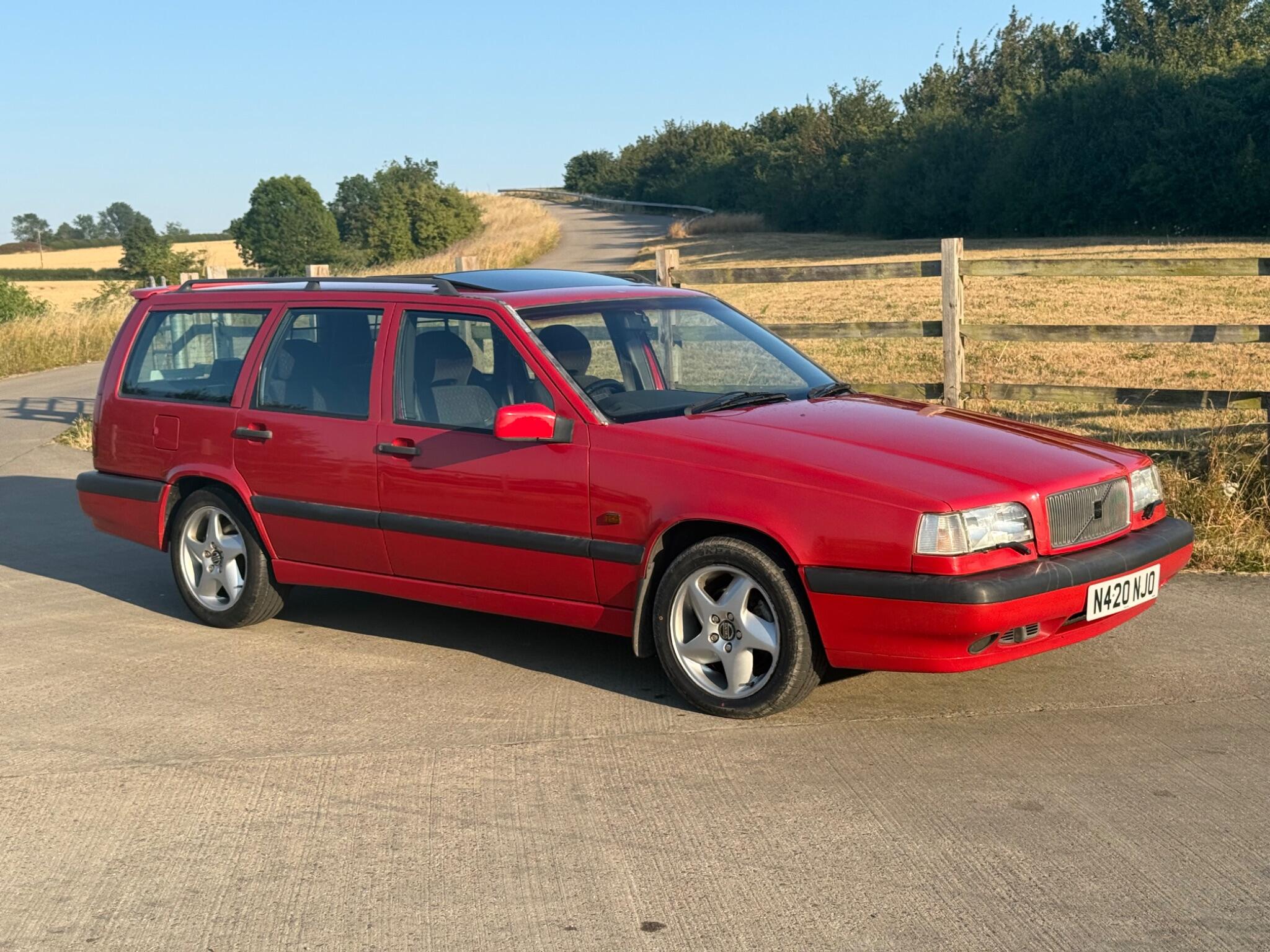 Volvo 850 2.5 20v GLT 5dr — photo 54 of 96